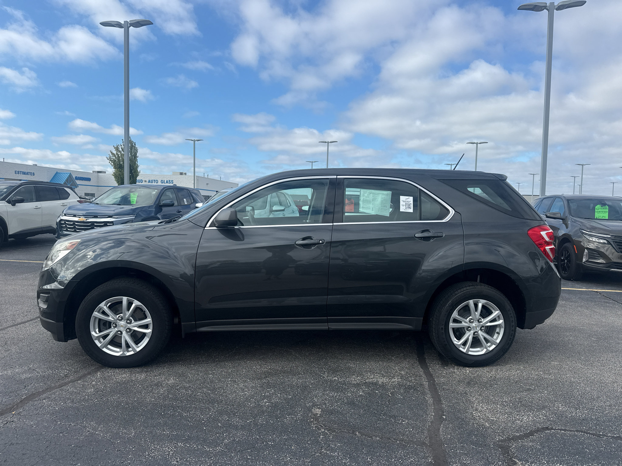 Certified 2017 Chevrolet Equinox LS AWD/4WD image 20