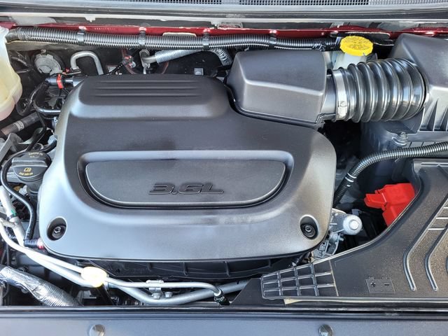 Certified 2023 Chrysler Voyager LX FWD image 20