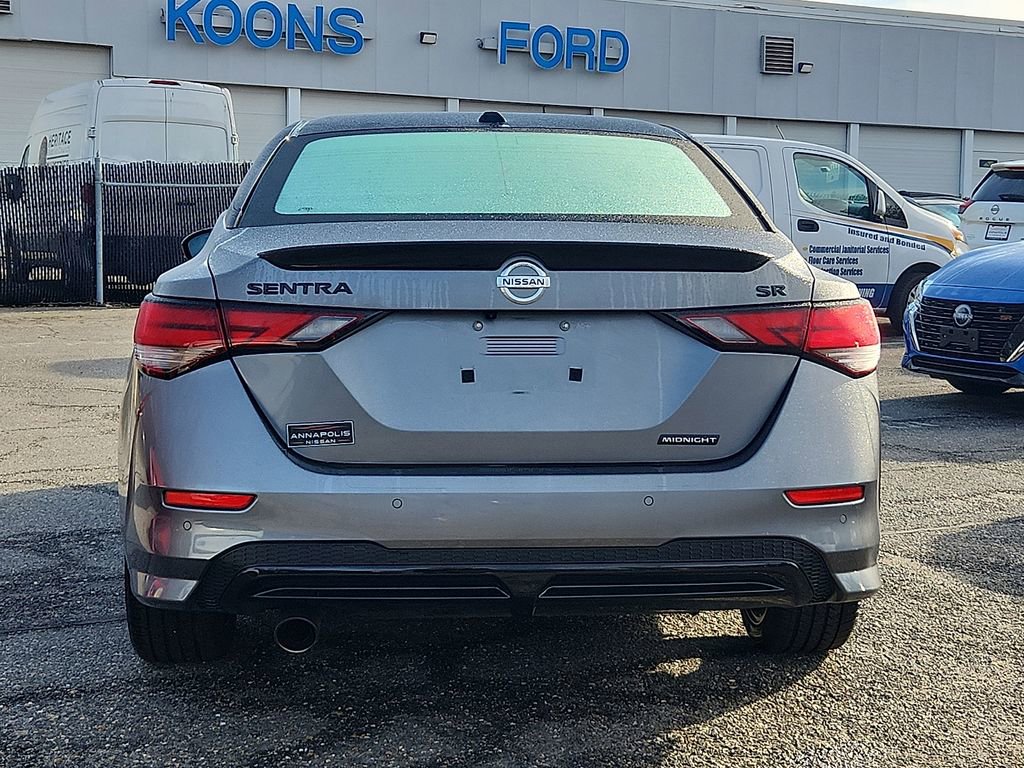 Certified 2022 Nissan Sentra SR w/ Midnight Edition image 6