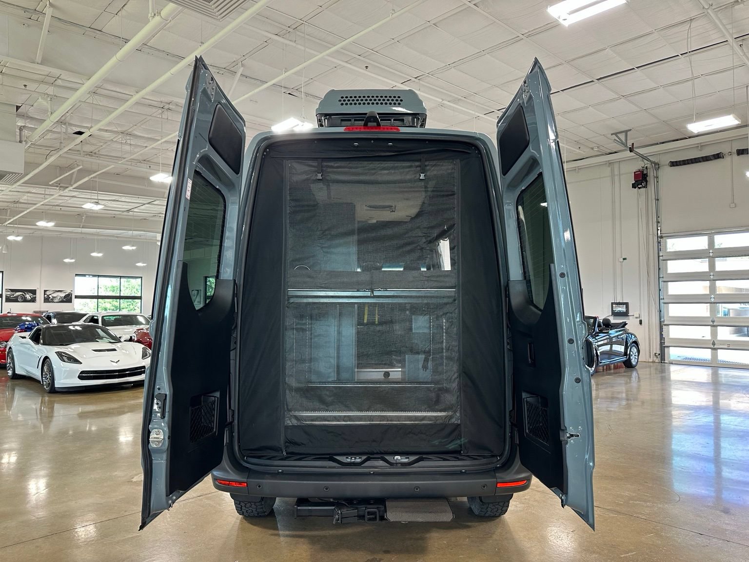 Used 2021 Mercedes-Benz Sprinter 2500 image 38