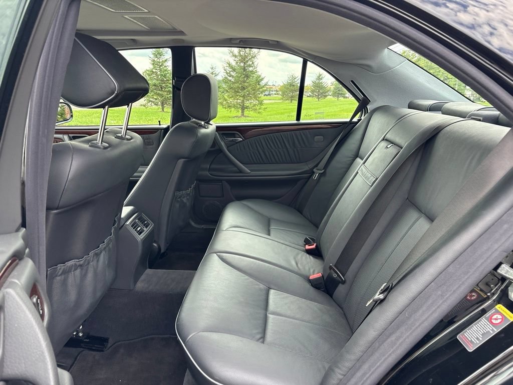 Used 2002 Mercedes-Benz E 320 4MATIC Sedan image 15