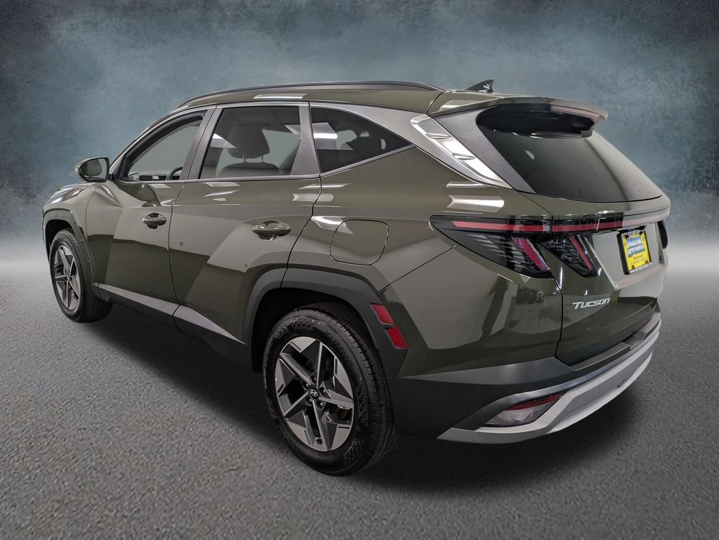 Certified 2025 Hyundai Tucson SEL AWD/4WD image 6