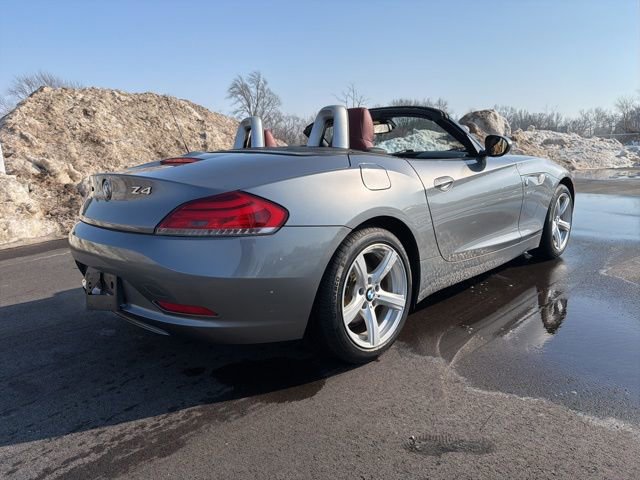 Used 2012 BMW Z4 sDrive28i image 3