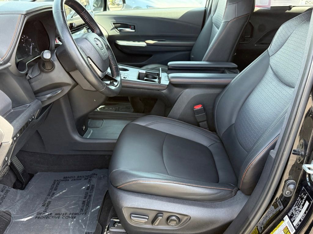 Certified 2021 Toyota Sienna XSE w/ XSE Plus Package FWD image 20