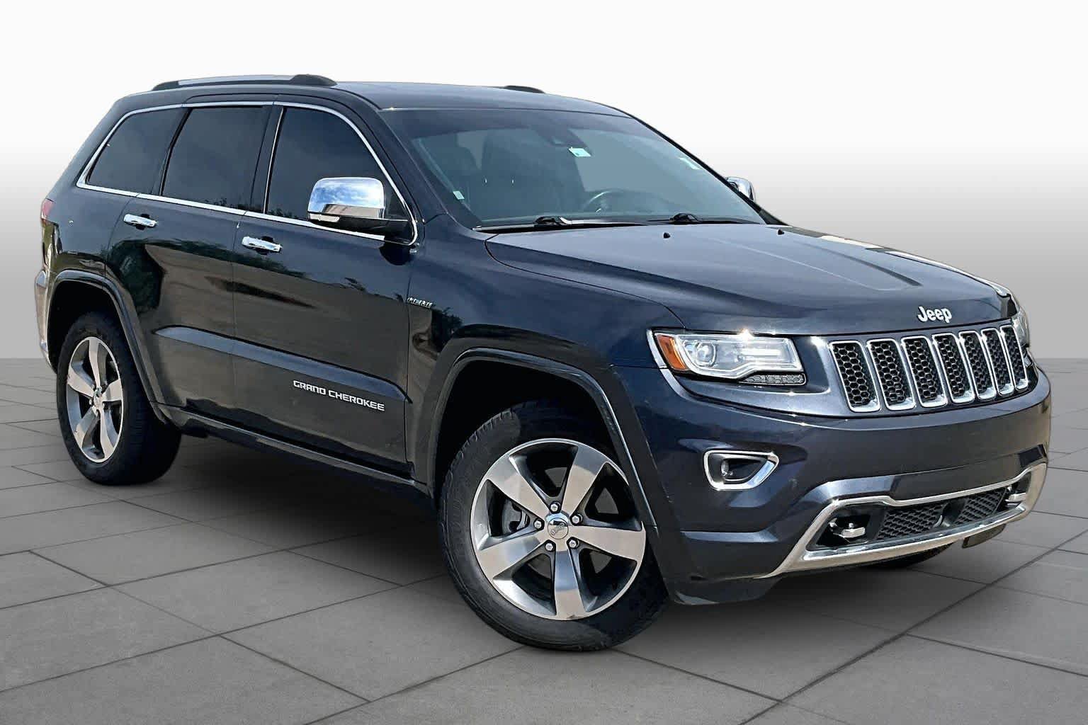 Used 2014 Jeep Grand Cherokee Overland w/ Advanced Technology Group AWD/4WD image 3