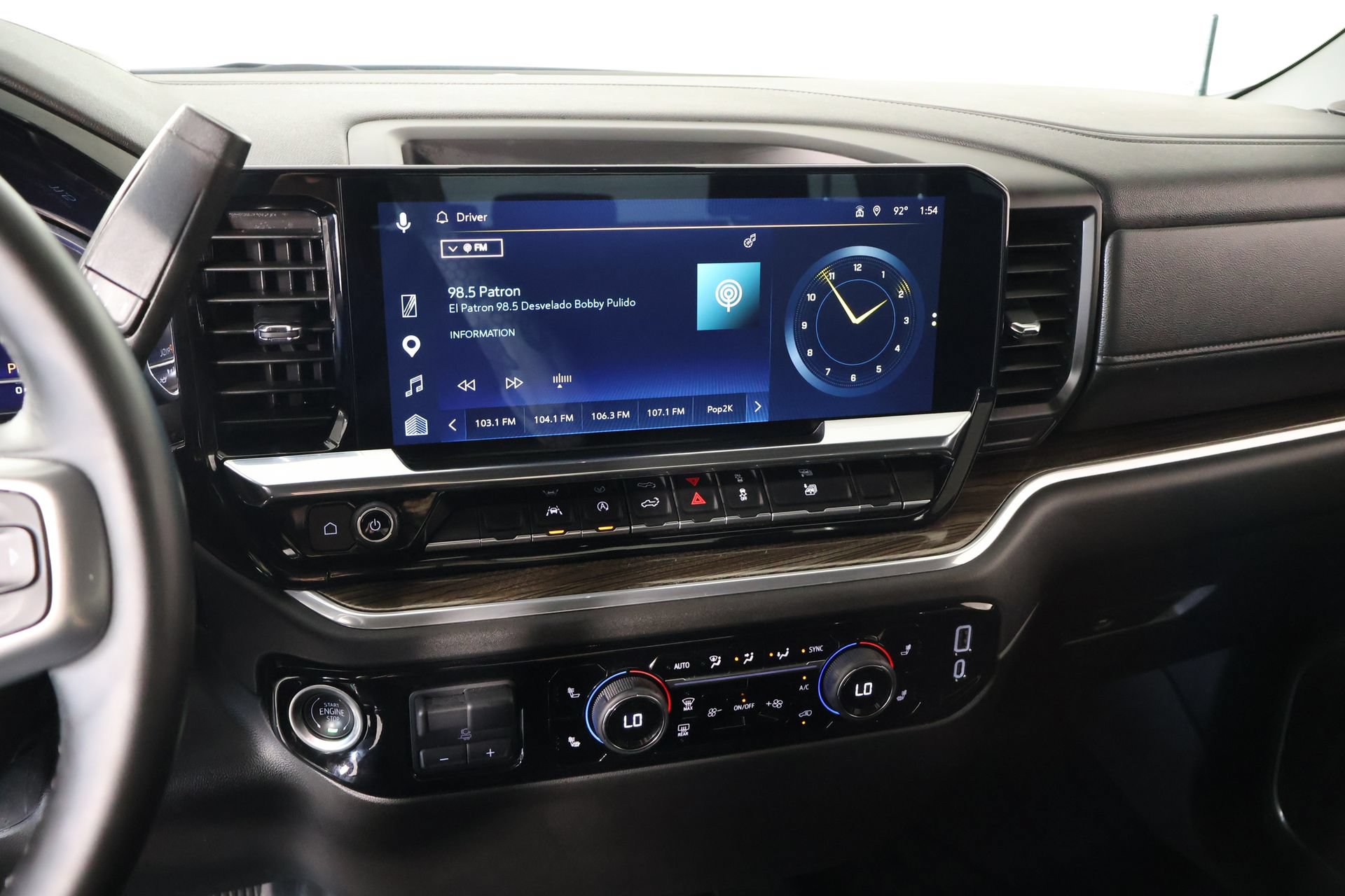 Used 2025 Chevrolet Silverado 1500 RST w/ LPO, Dark Essentials Package AWD/4WD image 5