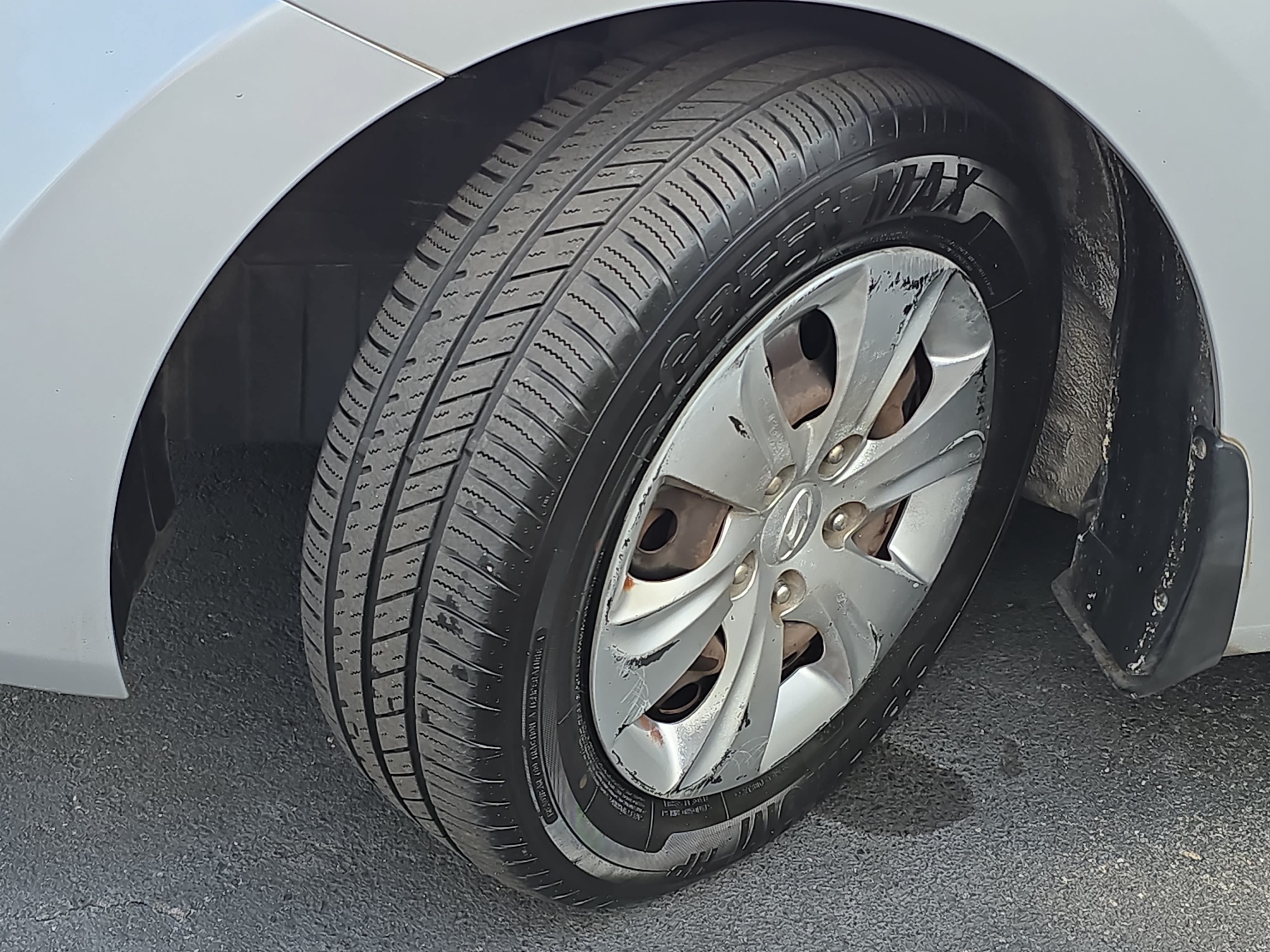 Used 2016 Hyundai Elantra SE FWD image 28