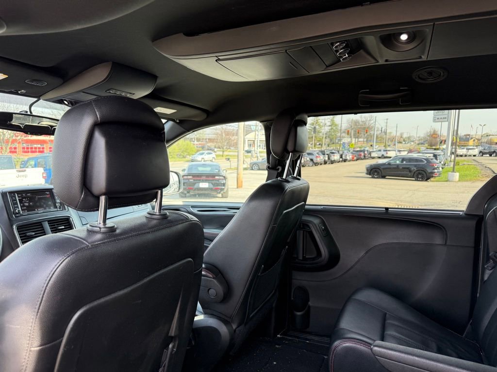 Used 2018 Dodge Grand Caravan GT image 24