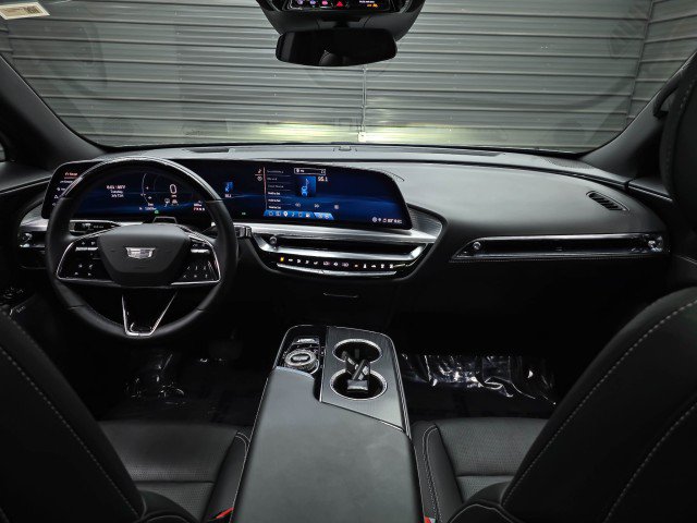 Used 2024 Cadillac Lyriq Sport AWD/4WD image 11