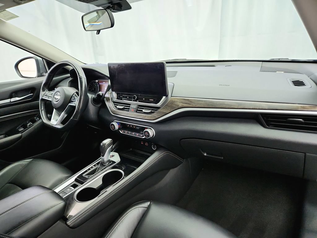 Used 2023 Nissan Altima 2.5 SL FWD image 27