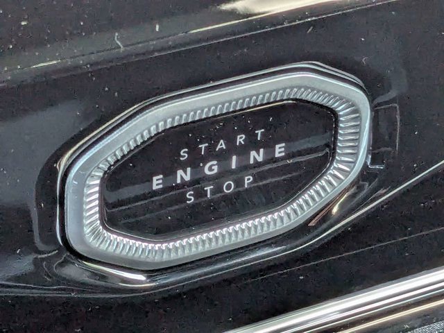 New 2026 Jeep Grand Cherokee Altitude AWD/4WD image 29