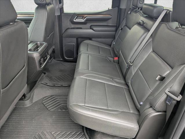 Used 2024 Chevrolet Silverado 1500 LT AWD/4WD image 17