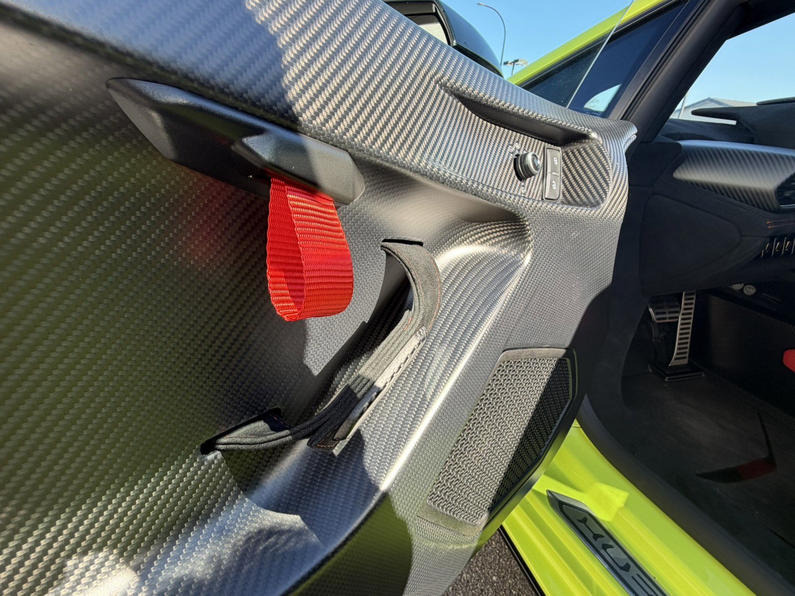 Used 2022 Lamborghini Huracan STO image 10