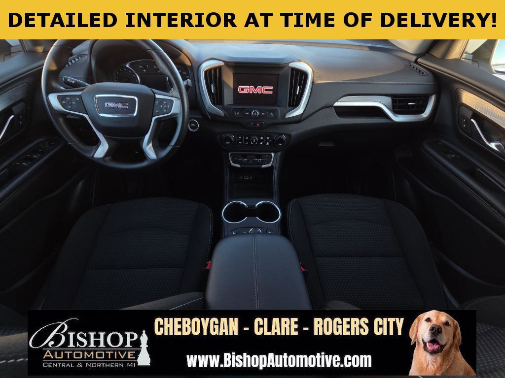 Used 2023 GMC Terrain SLE w/ Driver Convenience Package image 6