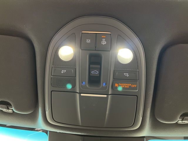 Used 2023 Genesis G70 3.3T w/ Sport Advanced Package image 36