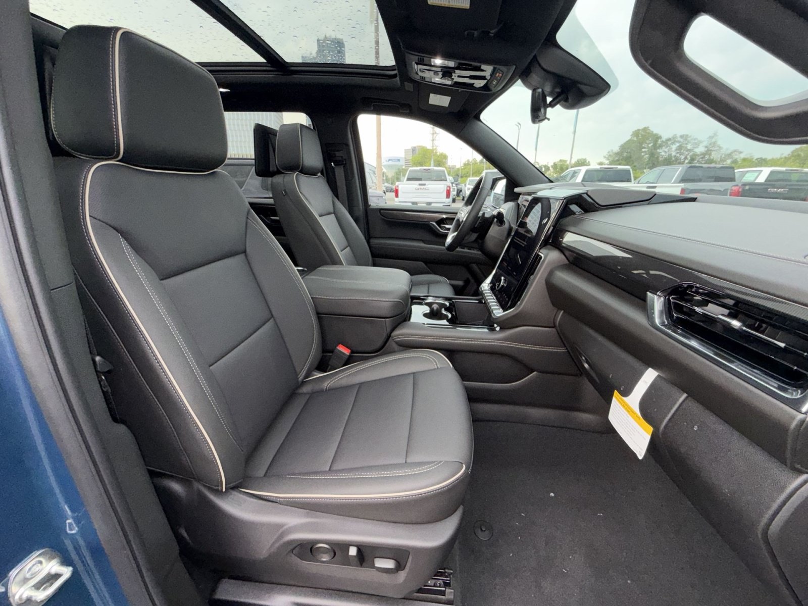 New 2026 GMC Yukon XL Elevation w/ Elevation Premium Package AWD/4WD image 27