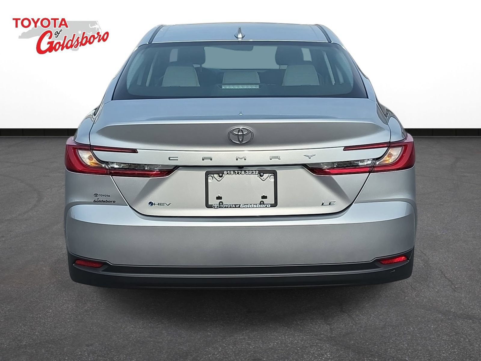 Used 2026 Toyota Camry LE w/ Convenience Package FWD image 6