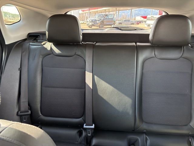 Used 2024 Chevrolet Trax LT w/ LT Convenience Package image 21