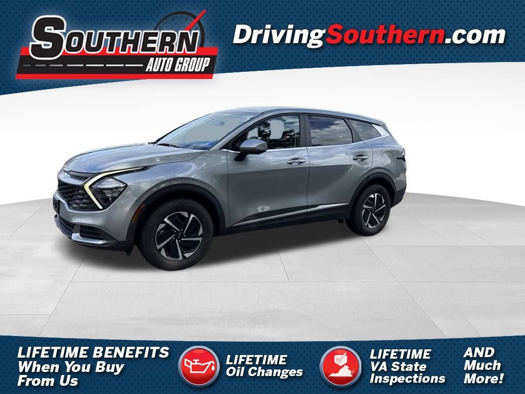 Used 2023 Kia Sportage LX AWD/4WD image 1