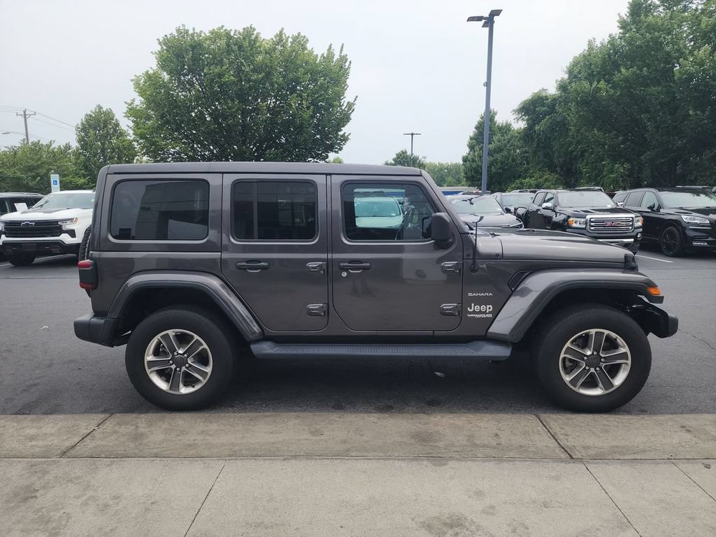 Used 2021 Jeep Wrangler Unlimited Sahara AWD/4WD image 9