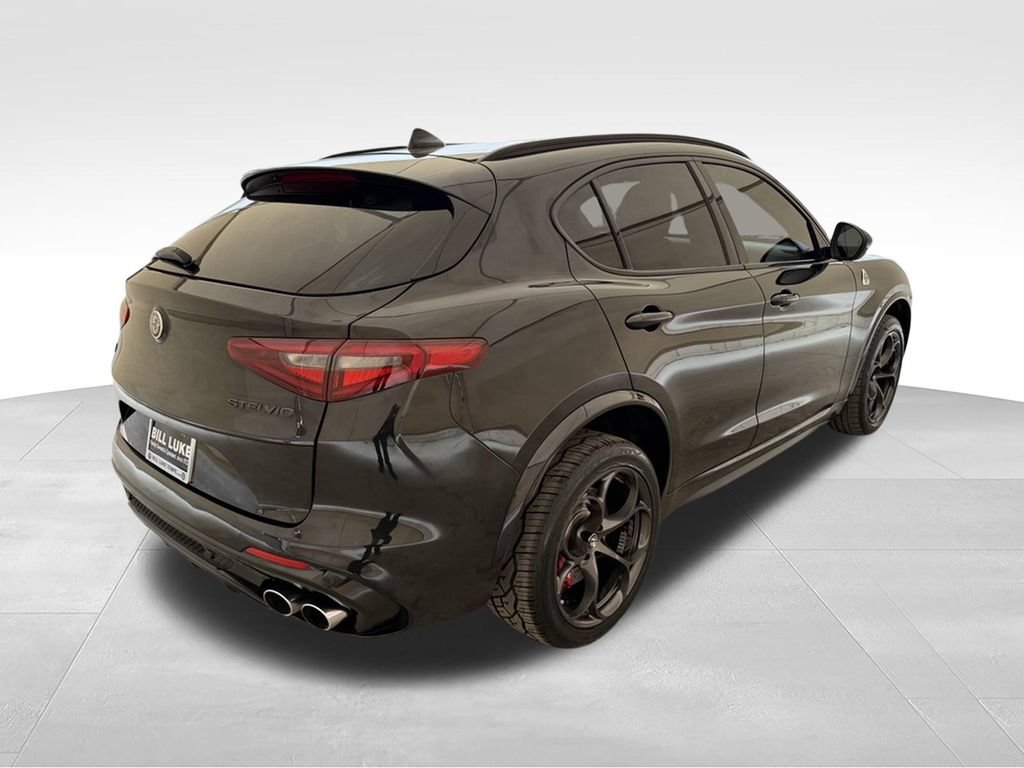 Used 2021 Alfa Romeo Stelvio Quadrifoglio AWD/4WD image 7