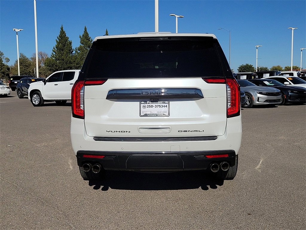 Used 2023 GMC Yukon Denali Ultimate image 9