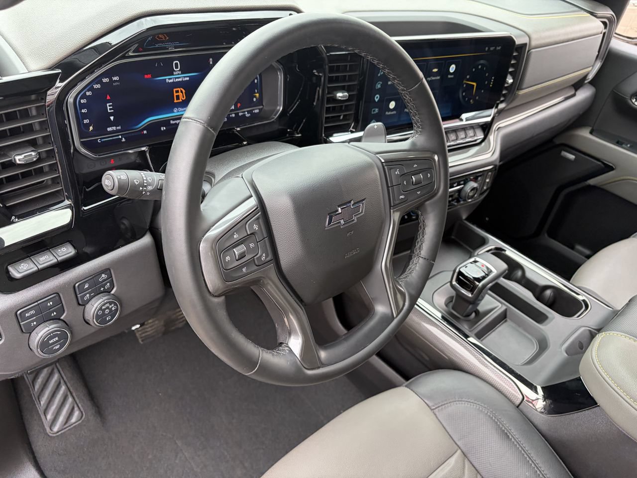 Used 2024 Chevrolet Silverado 1500 ZR2 w/ ZR2 Bison Edition AWD/4WD image 23