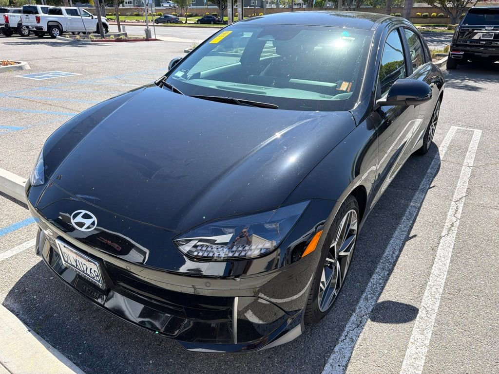 Used 2024 Hyundai Ioniq 6 SEL RWD image 2