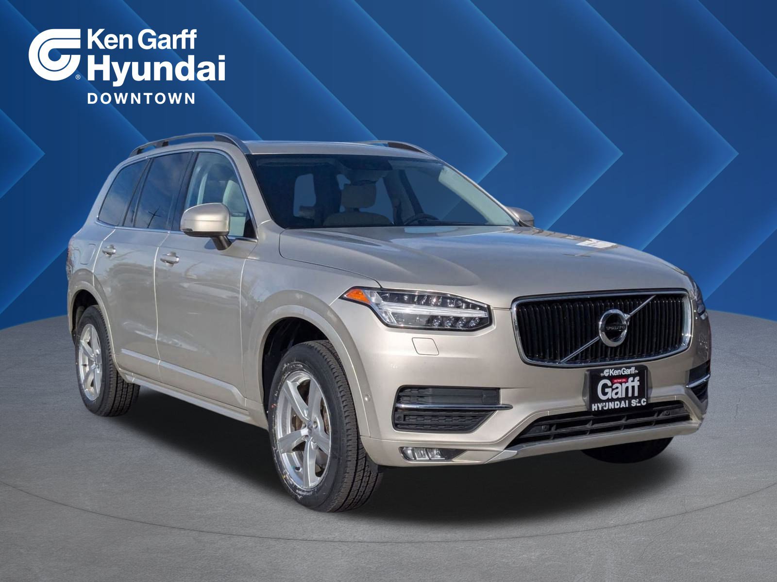Used 2016 Volvo XC90 T5 Momentum