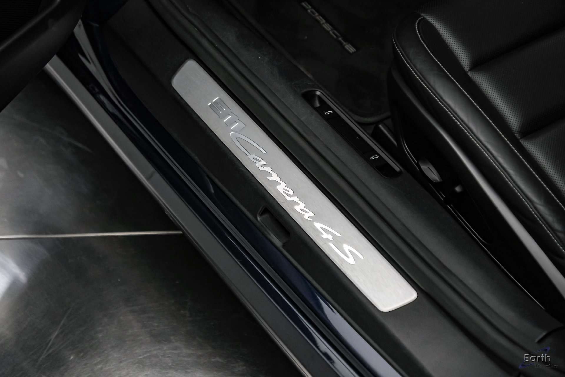 Used 2020 Porsche 911 Carrera 4S AWD/4WD image 39