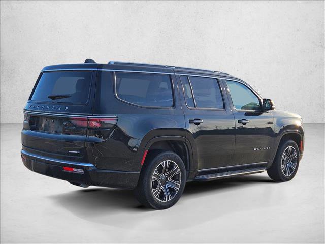 Used 2024 Jeep Wagoneer Series II image 5