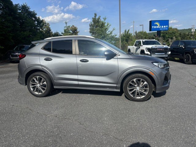 Used 2020 Buick Encore GX Select w/ Sport Touring Package FWD image 8