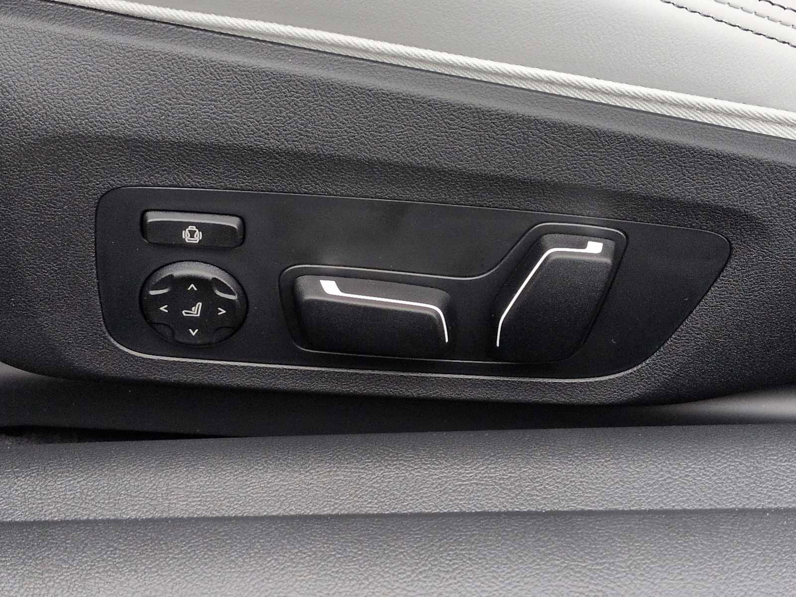 New 2026 BMW M4 xDrive Competition image 18