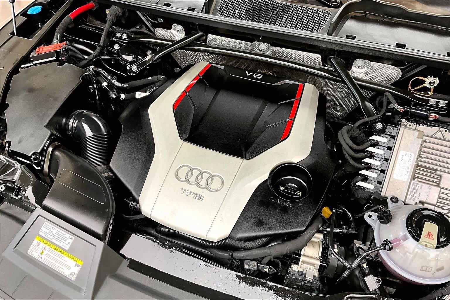 Used 2019 Audi SQ5 Prestige AWD/4WD image 30