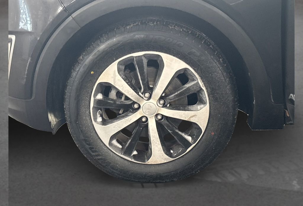 Used 2017 Kia Sorento EX image 12