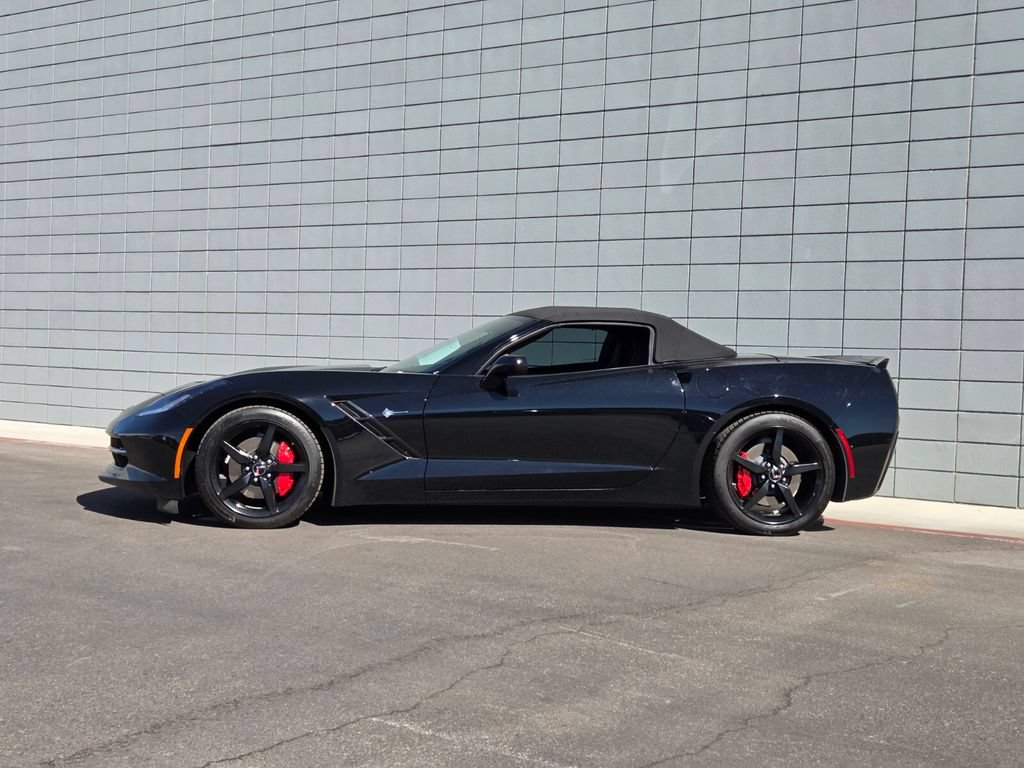 Used 2014 Chevrolet Corvette Stingray Convertible w/ 2LT Preferred Equipment Group RWD image 2