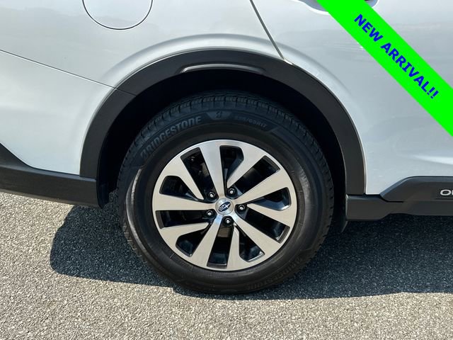 Used 2021 Subaru Outback Premium image 17
