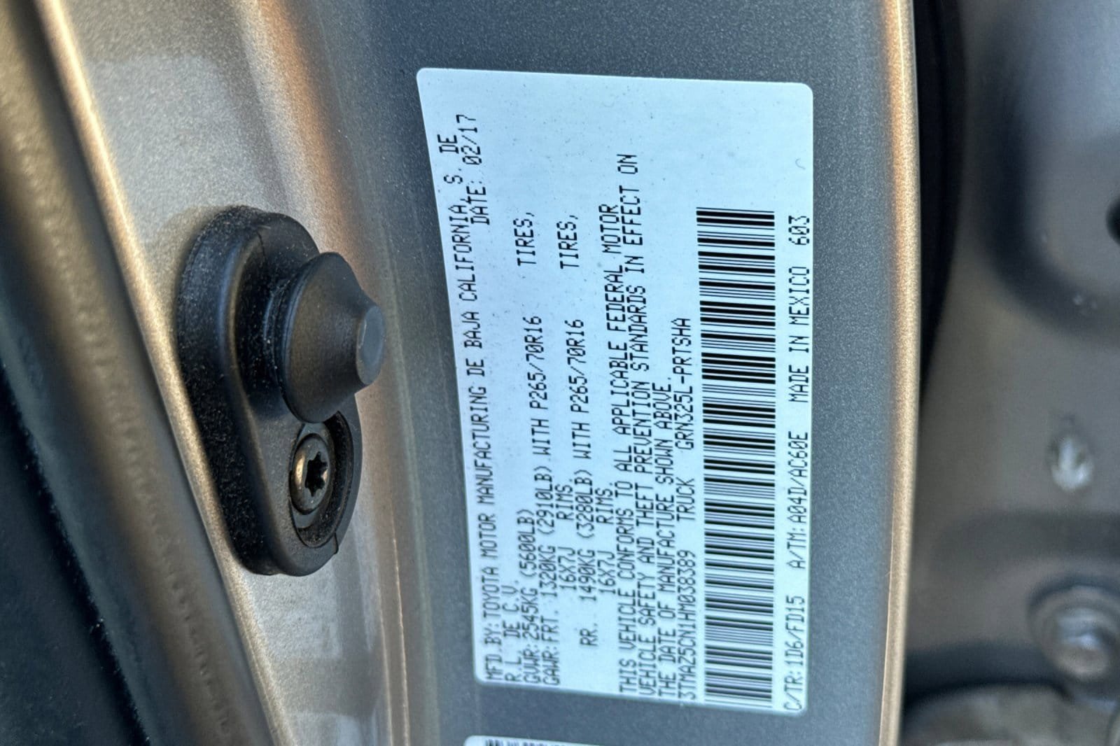 Used 2017 Toyota Tacoma TRD Off-Road RWD image 25