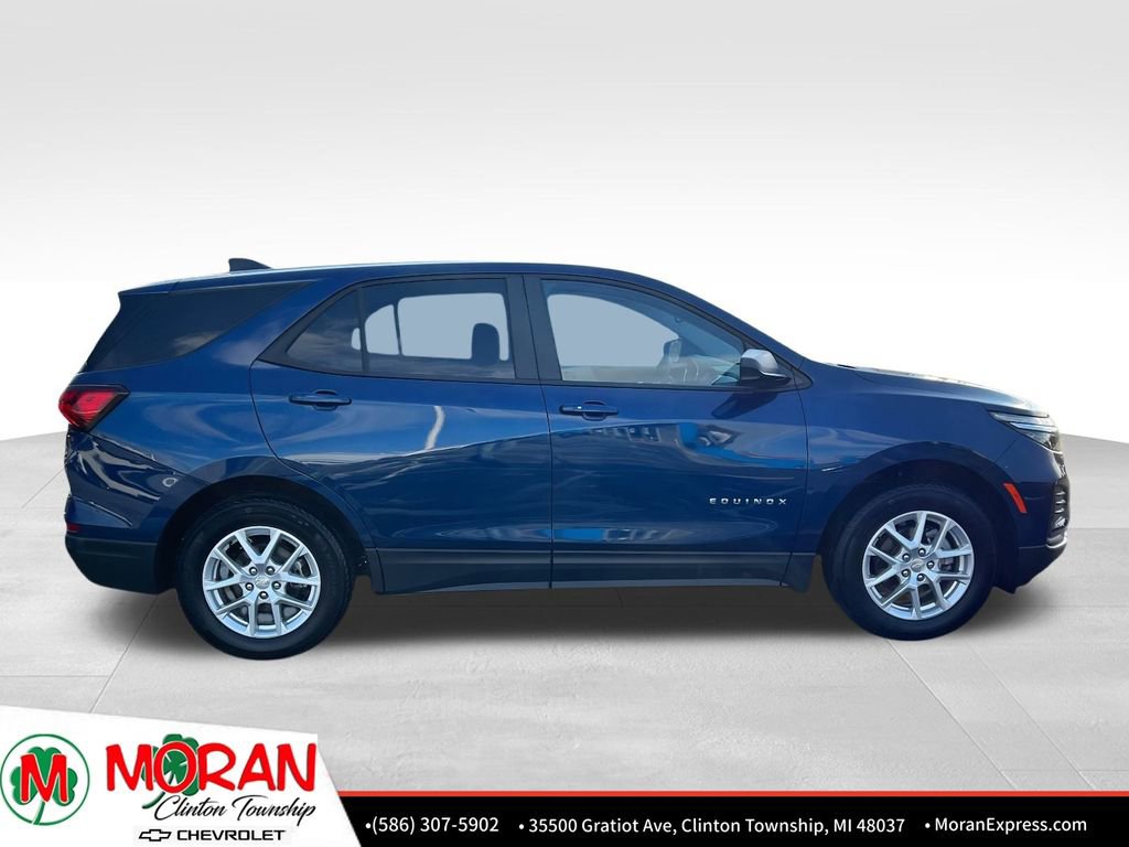 Certified 2023 Chevrolet Equinox LS w/ LS Convenience Package image 7