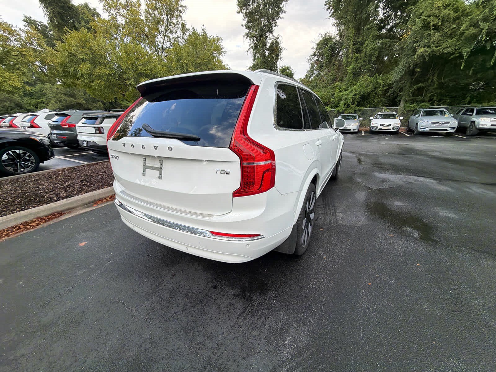 Certified 2025 Volvo XC90 T8 Ultra w/ Protection Package Premier AWD/4WD image 14