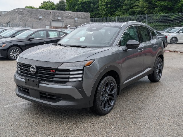 New 2026 Nissan Kicks SR w/ SR Premium Package AWD/4WD image 4