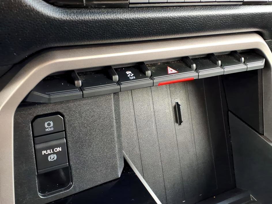 Used 2022 Toyota Tundra SR5 image 18