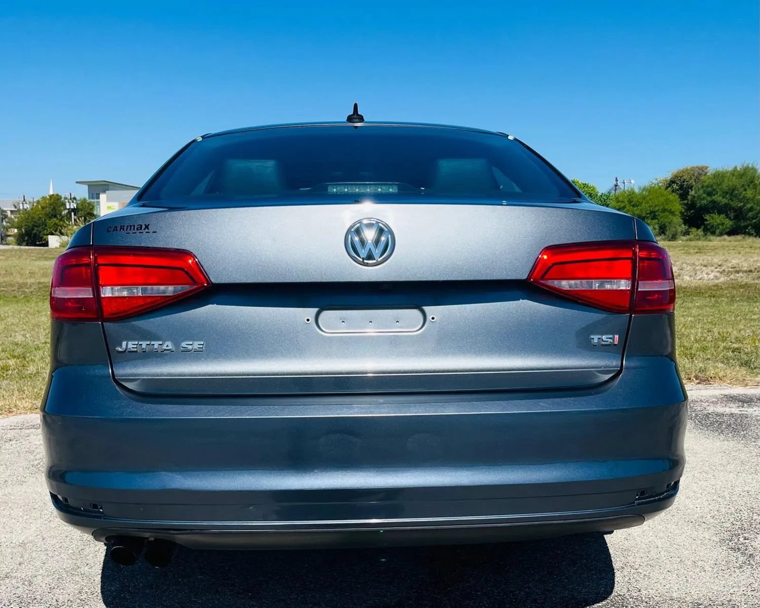Used 2015 Volkswagen Jetta SE FWD image 10