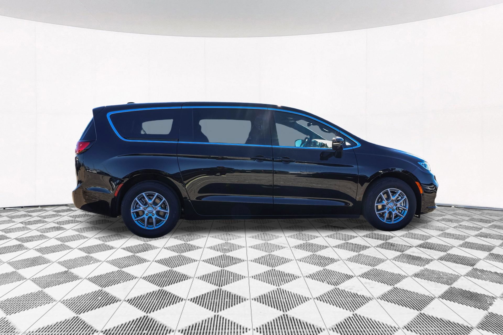 New 2026 Chrysler Pacifica Select FWD image 11