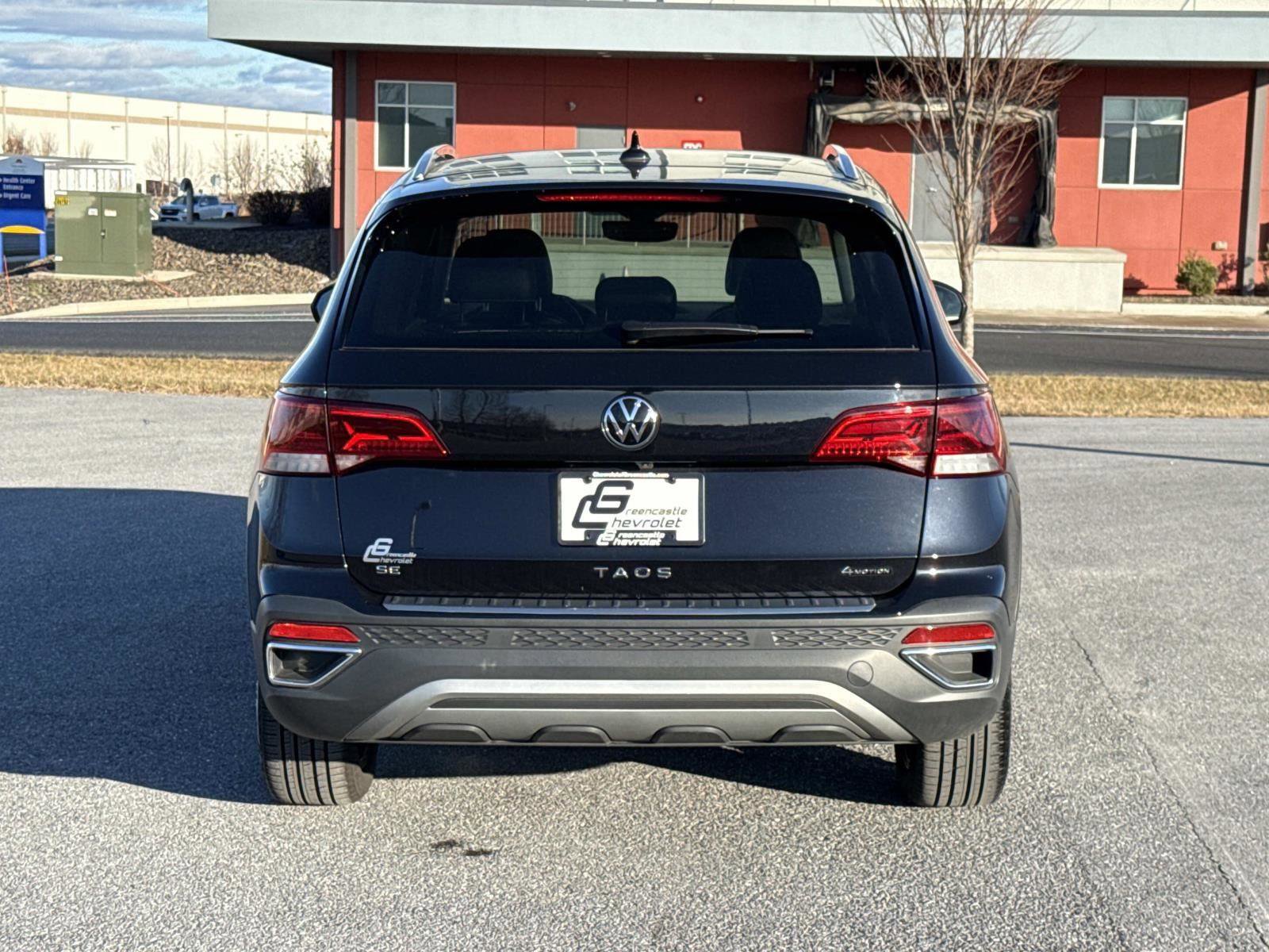 Used 2023 Volkswagen Taos SE image 25