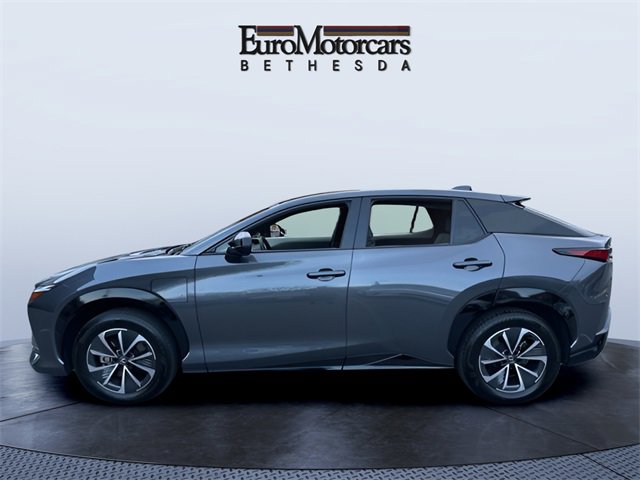 Used 2024 Lexus RZ 450e Premium image 2