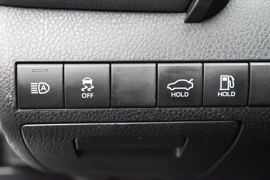 Used 2023 Toyota Camry SE FWD image 15