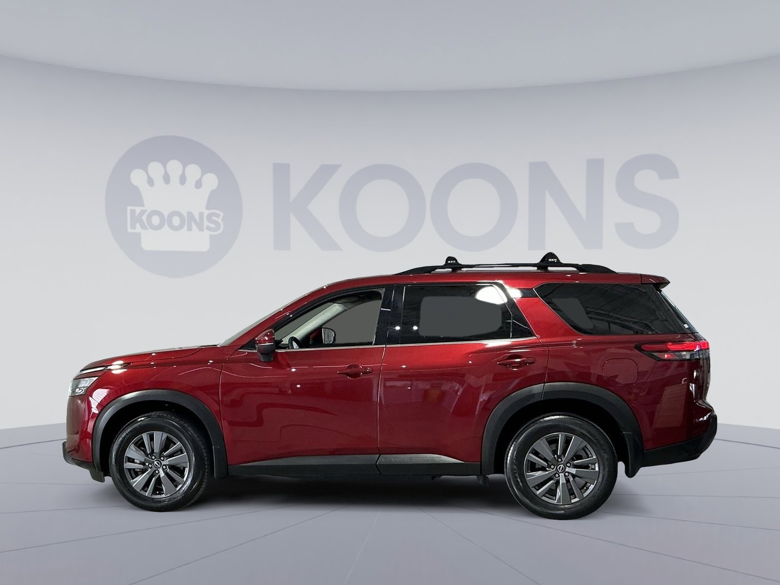 Used 2023 Nissan Pathfinder SV image 13