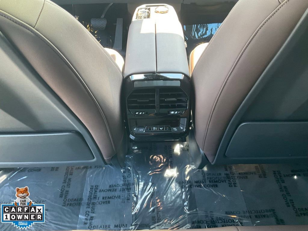 Used 2023 BMW iX xDrive50 w/ Premium Package image 33