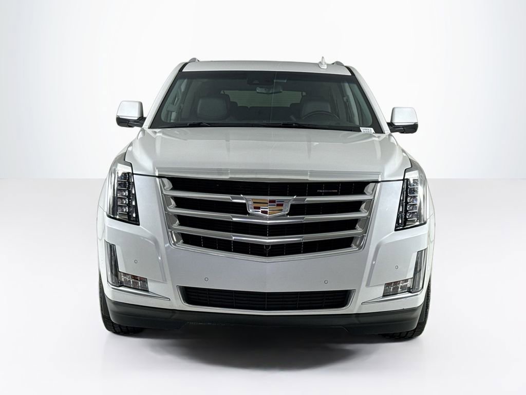 Used 2019 Cadillac Escalade ESV Luxury image 8